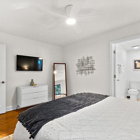 Private Uptown Flat - Walk To Nights Of Lights! Apartment St. Augustine Bagian luar foto