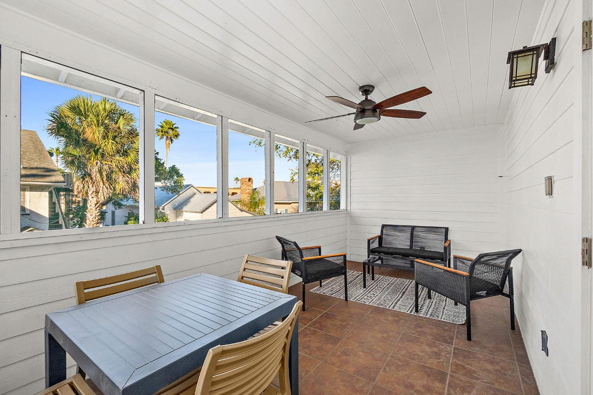 Private Uptown Flat - Walk To Nights Of Lights! Apartment St. Augustine Bagian luar foto