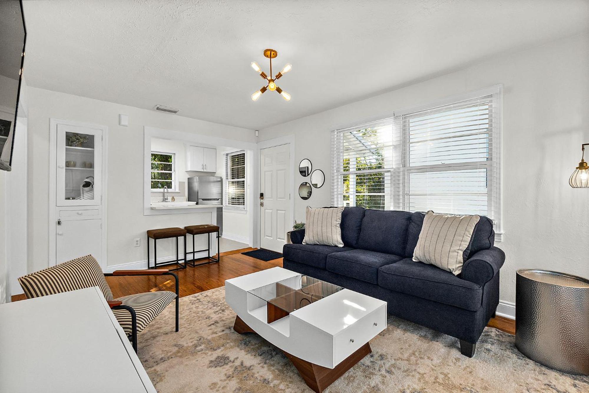 Private Uptown Flat - Walk To Nights Of Lights! Apartment St. Augustine Bagian luar foto