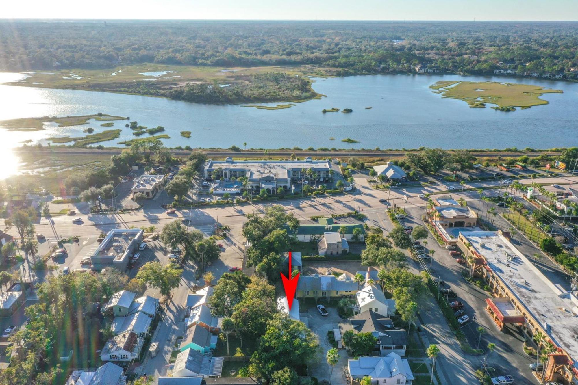 Private Uptown Flat - Walk To Nights Of Lights! Apartment St. Augustine Bagian luar foto
